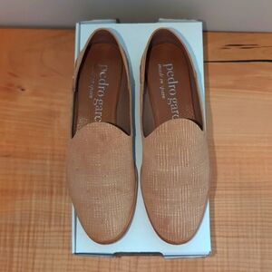 EUC Sz 37 Pedro Garcia Yoshi Shoes in Hazelnut Burlap Suede